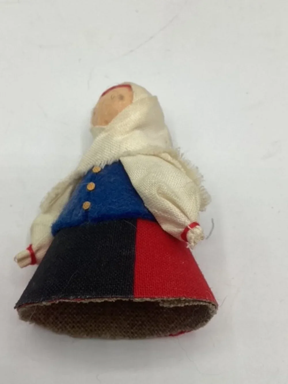 Vintage Miniature Folk Art Dolls Felt & Cloth Traditional Costumes 3.5